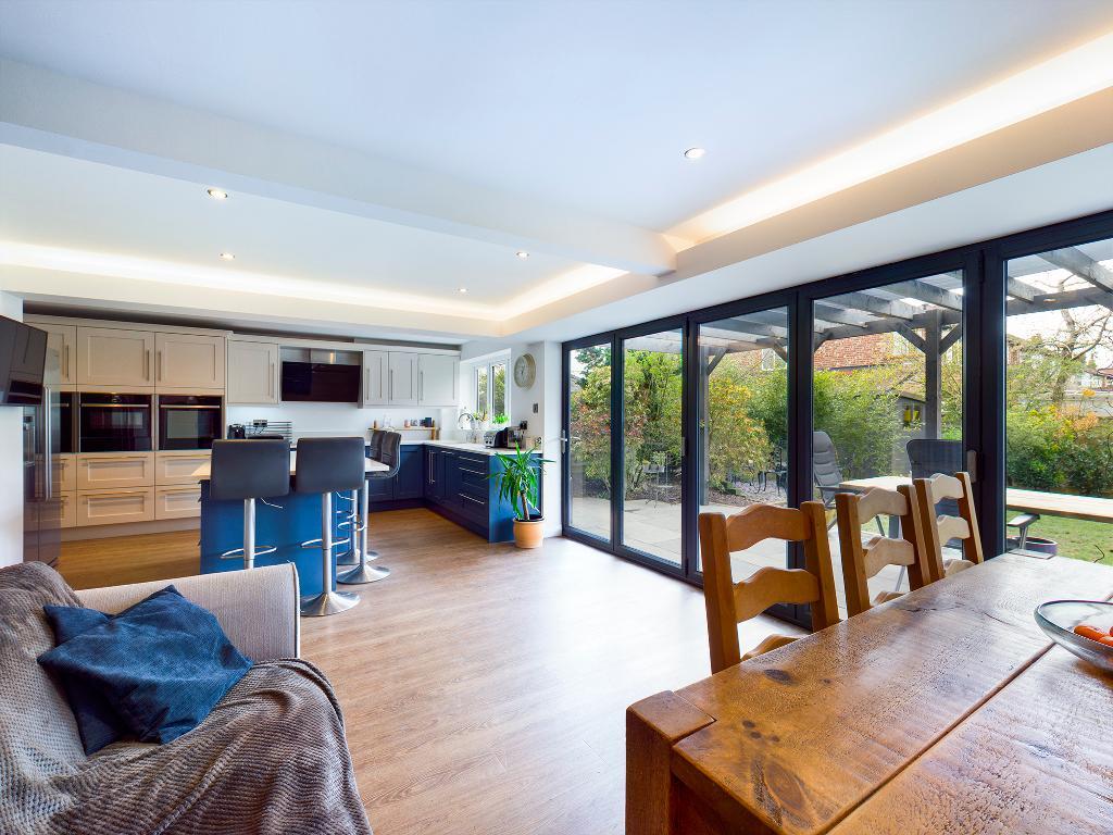 4 Bedroom Detached For Sale in Egerton Road, Davenport, Stockport, SK3