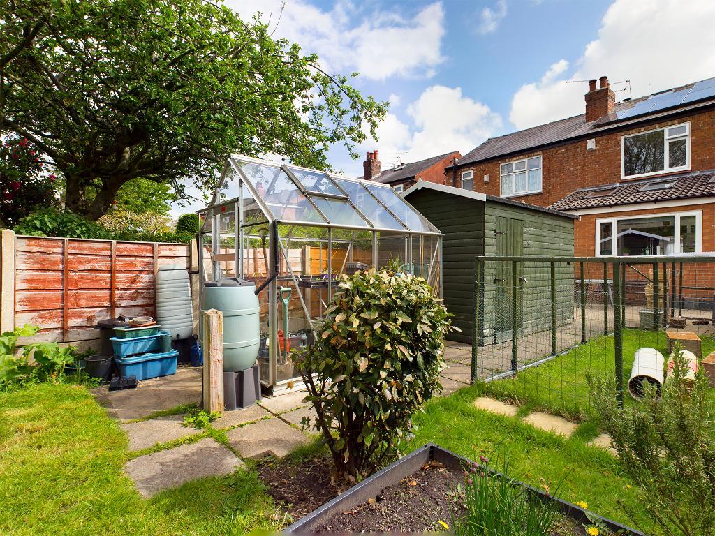 3 Bedroom SemiDetached For Sale in Torquay Grove, Woodsmoor, Stockport