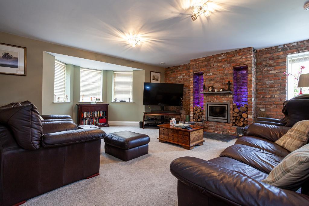 7 Bedroom Detached For Sale in Lostock Hall Road, Poynton, Cheshire