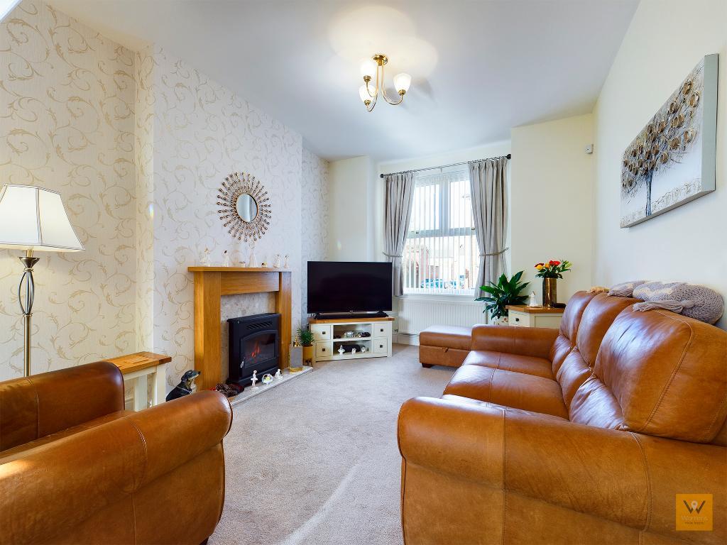 2 Bedroom SemiDetached For Sale in Toronto Road, Heaviley, Stockport