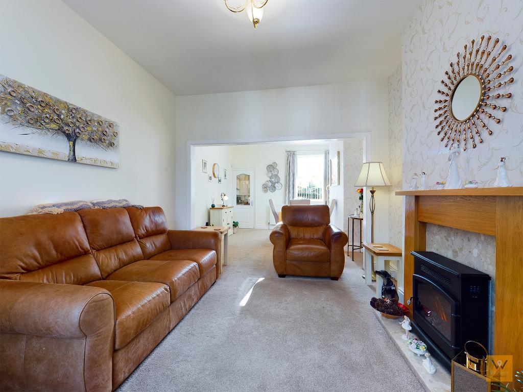 2 Bedroom SemiDetached For Sale in Toronto Road, Heaviley, Stockport