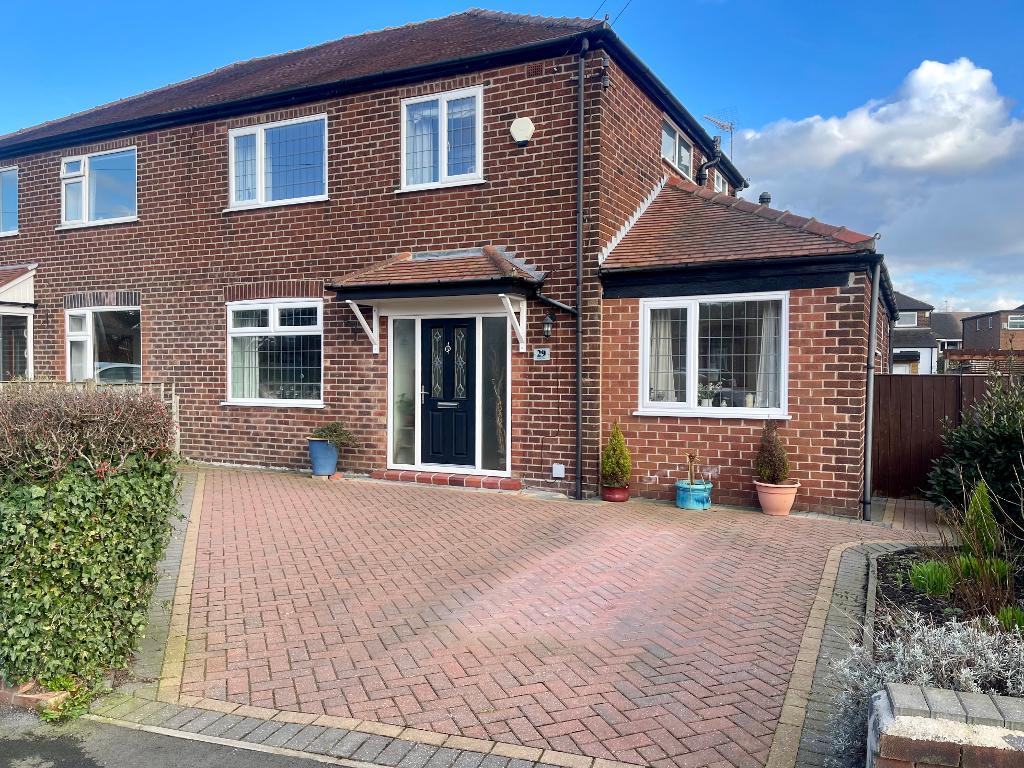 3 Bedroom SemiDetached For Sale in Broad Hey, Romiley, Stockport, SK6