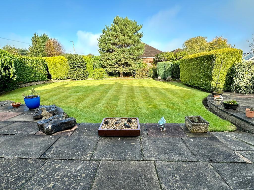 2 Bedroom Detached Bungalow For Sale in Roundway, Bramhall, Stockport