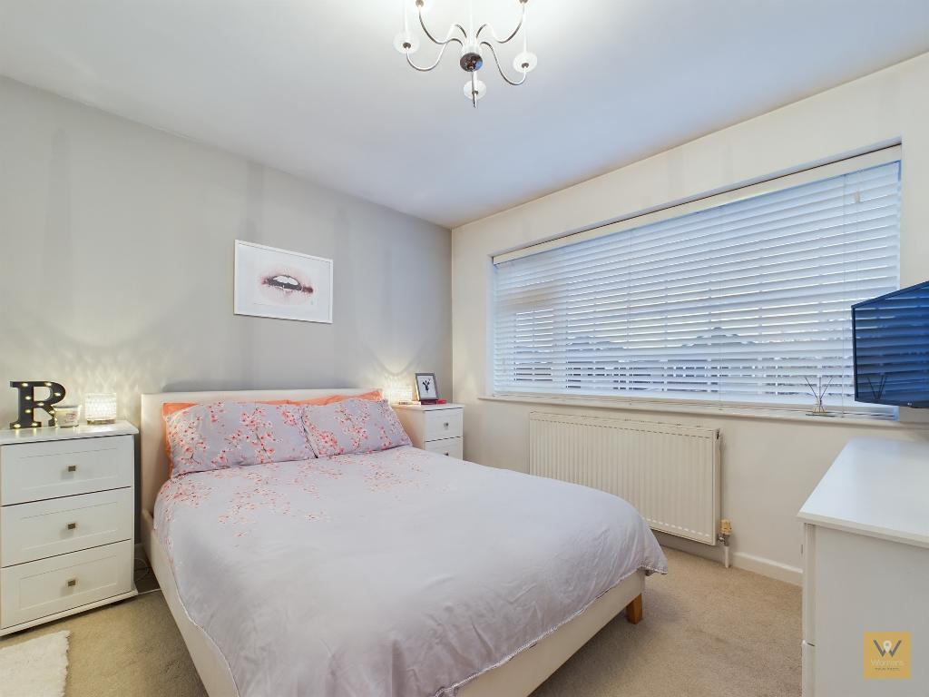 4 Bedroom Detached For Sale in Sandown Road, Hazel Grove, Stockport, SK7 4RT Stockport Estate