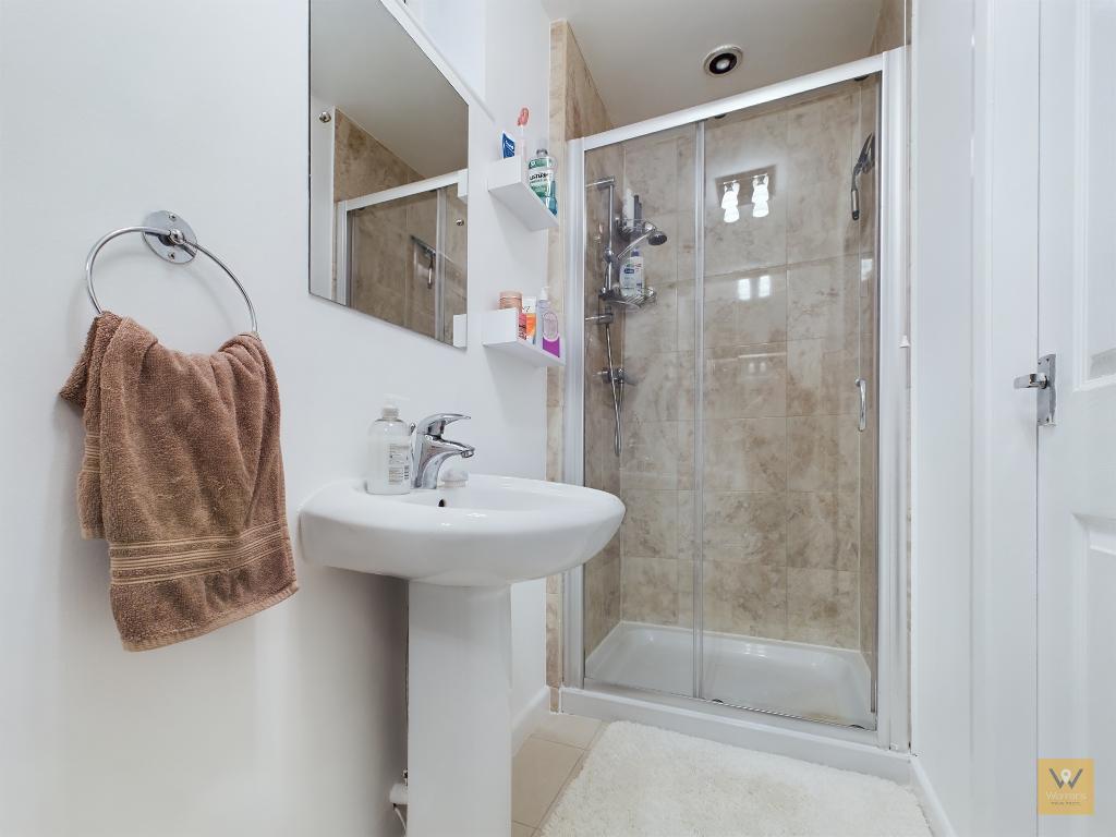 4 Bedroom Detached For Sale in Sandown Road, Hazel Grove, Stockport, SK7 4RT Stockport Estate