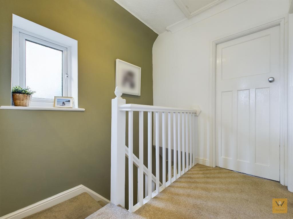 3 Bedroom SemiDetached For Sale in Clarendon Road, Hazel Grove