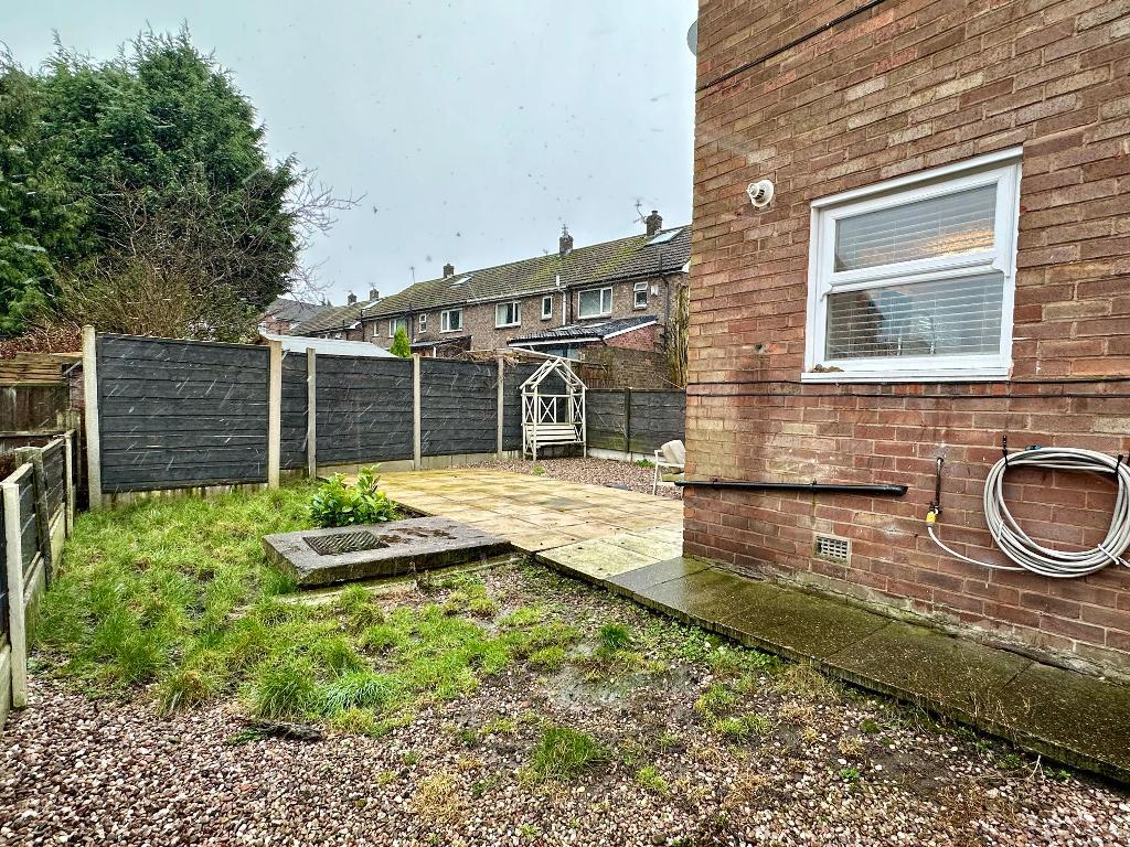 2 Bedroom End Terraced For Sale in Bean Leach Road, Hazel Grove