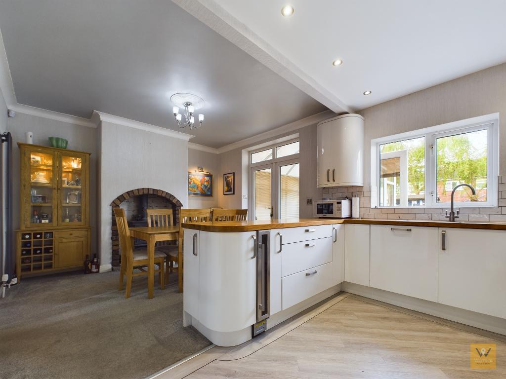 3 Bedroom SemiDetached For Sale in Hurdsfield Road, Great Moor