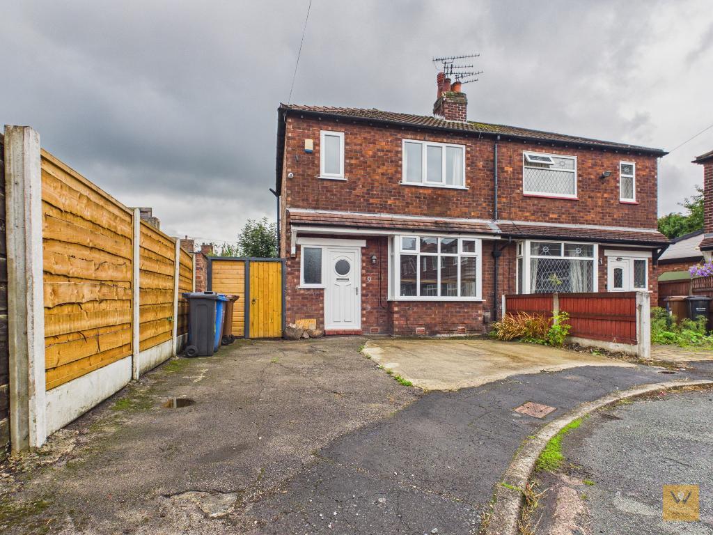 Frome Avenue, Great Moor, Stockport, SK2 7PT